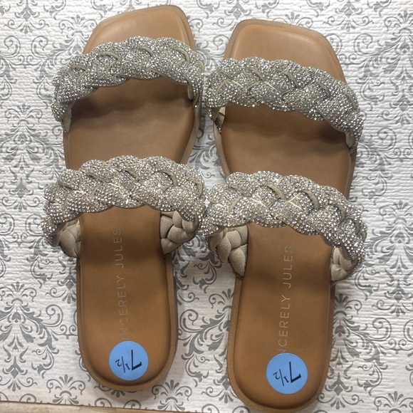 Sandals, brand-new size 7 1/2 not used - Picture 1 of 6